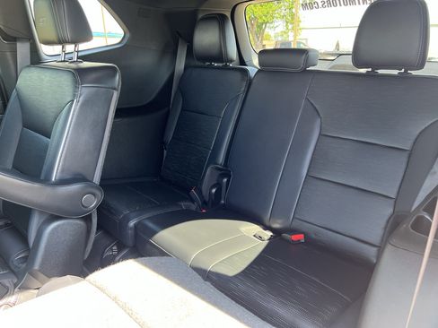 Used 2026 Buick Enclave Sport Touring AWD/4WD image 11