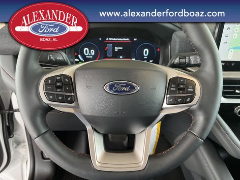 New 2026 Ford Explorer Active w/ Active Comfort Package image 26