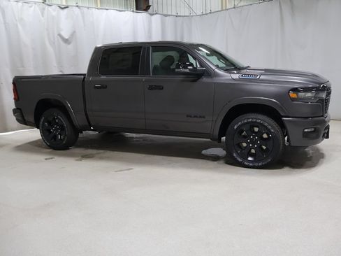 New 2026 RAM 1500 4x4 Crew Cab image 6