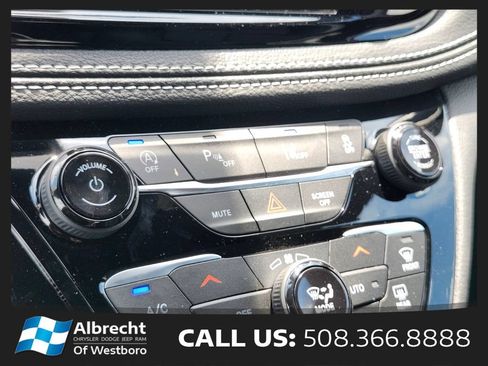New 2026 Chrysler Pacifica Select w/ S Appearance Package AWD/4WD image 27