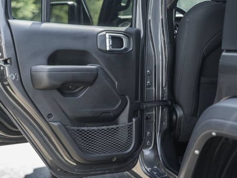 Used 2022 Jeep Wrangler Unlimited Sport AWD/4WD image 41
