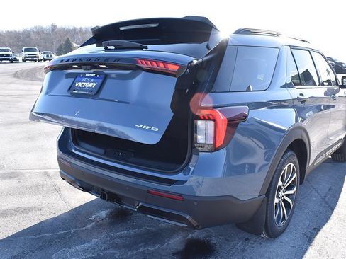 New 2026 Ford Explorer ST-Line AWD/4WD image 29