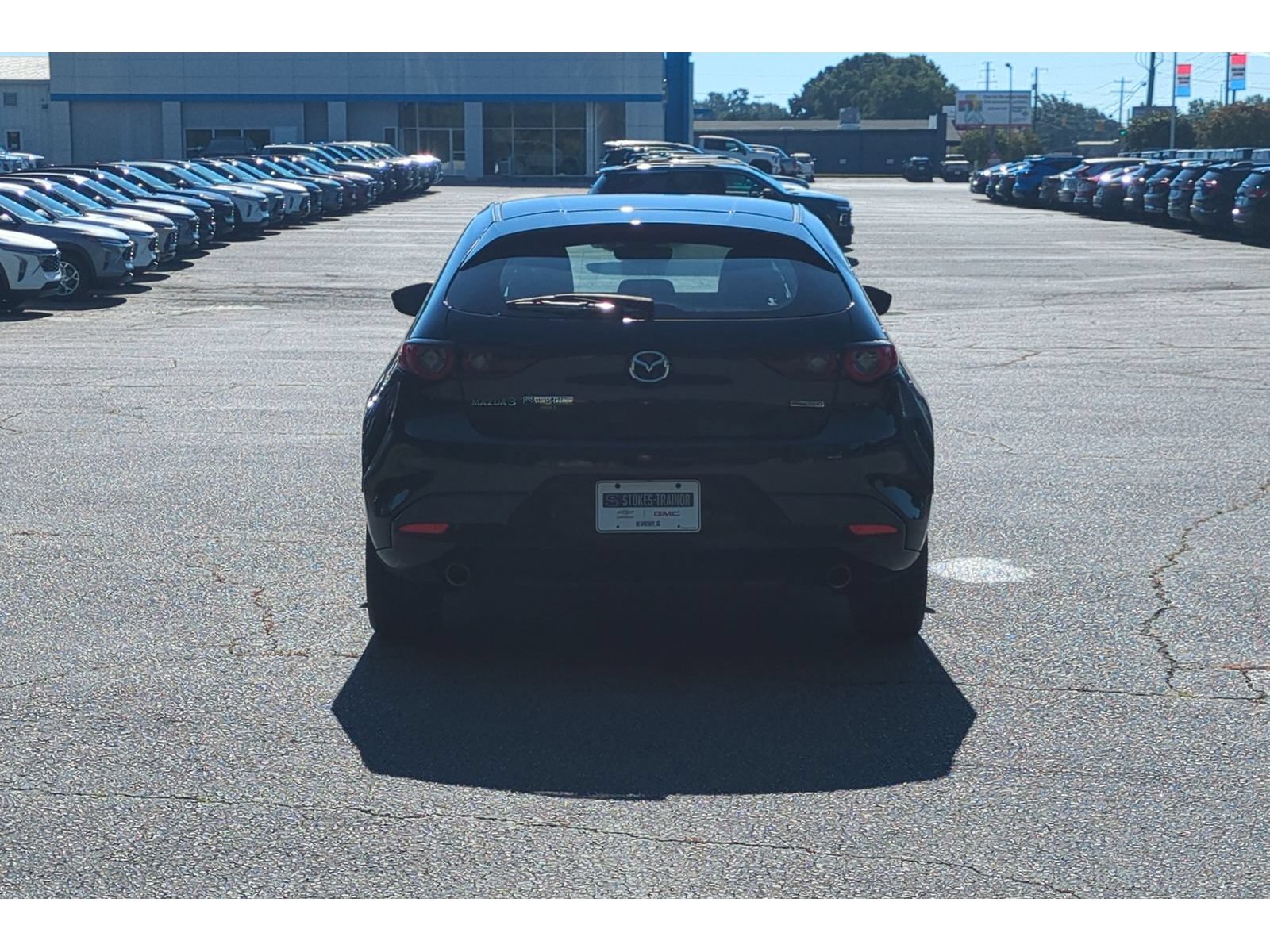 Used 2024 MAZDA MAZDA3 s FWD image 8