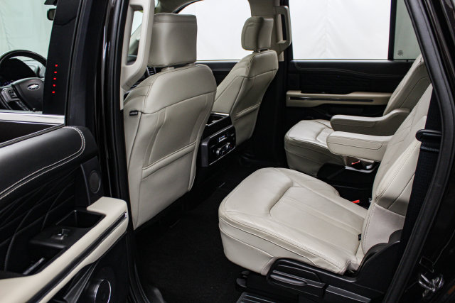 Used 2021 Ford Expedition Max Platinum AWD/4WD image 11
