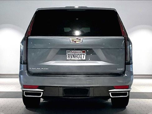 Used 2021 Cadillac Escalade ESV Premium Luxury w/ Driver Assist Tech Package image 9