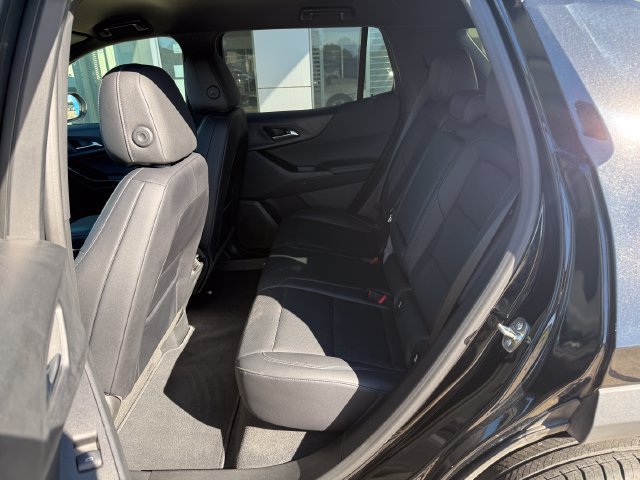 Used 2025 Chevrolet Equinox LT w/ Convenience Package II AWD/4WD image 12