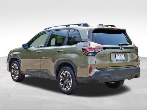 Used 2026 Subaru Forester Premium AWD/4WD image 4