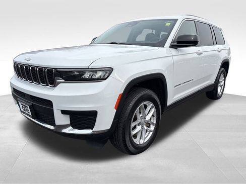 Used 2022 Jeep Grand Cherokee L Laredo w/ Luxury Tech Group I image 3
