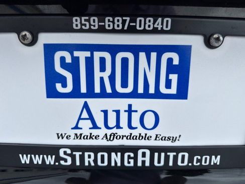 Used 2023 Hyundai Santa Fe SE FWD image 19