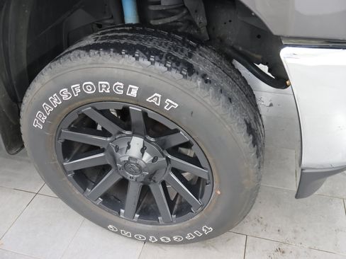 Used 2022 RAM 2500 Big Horn w/ Level C Equiment Group AWD/4WD image 3