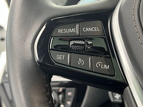 Used 2023 BMW 540i xDrive w/ Premium Package AWD/4WD image 20