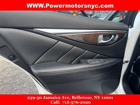 Used 2018 INFINITI Q50 Luxe w/ Essential Package (3.0T Luxe) AWD/4WD image 24