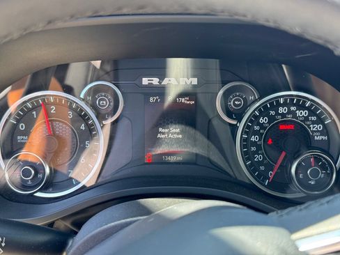 Used 2025 RAM 1500 Big Horn RWD image 13