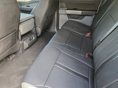 Used 2024 Ford F150 XLT image 30