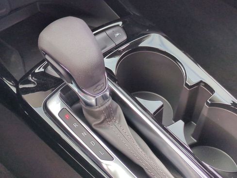 New 2026 Chevrolet Trax ACTIV w/ Sunroof Package FWD image 16