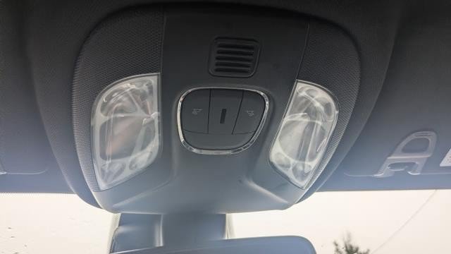 Used 2025 Jeep Compass Limited AWD/4WD image 13