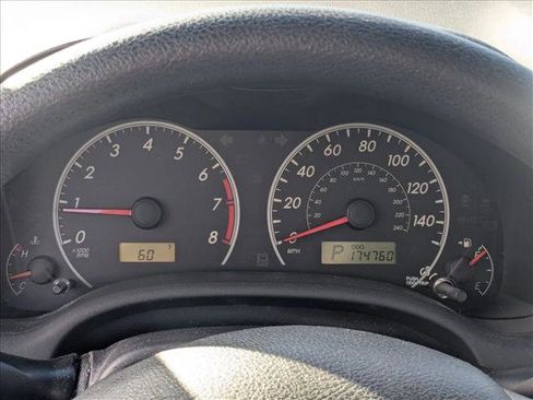 Used 2011 Toyota Corolla LE image 10