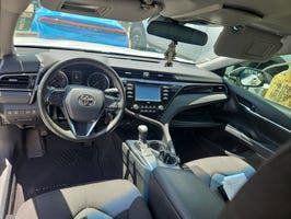 Used 2020 Toyota Camry LE FWD image 3
