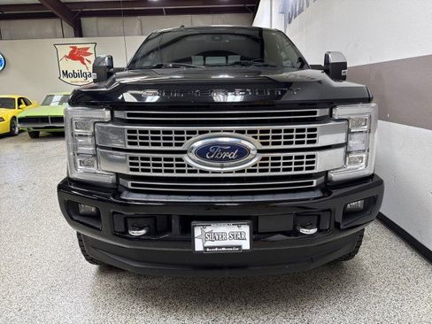 Used 2018 Ford F250 Platinum w/ Platinum Ultimate Package image 40