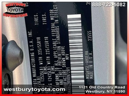 Used 2024 Toyota Corolla Cross XLE w/ Convenience Package image 23