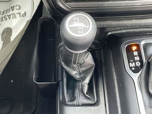 Used 2025 Jeep Wrangler Sport image 24