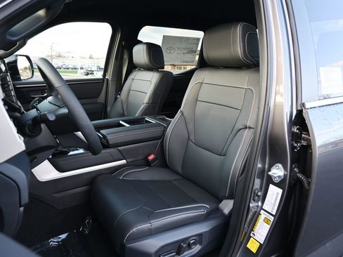 New 2026 Toyota Tundra Limited AWD/4WD image 9
