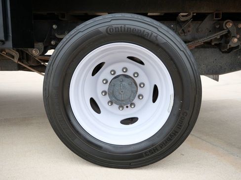 Used 2022 Ford F450 XL w/ Power Equipment Group image 14