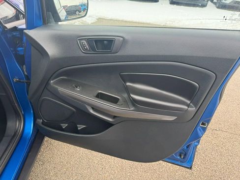 Used 2020 Ford EcoSport SES w/ SES Black Appearance Package image 30