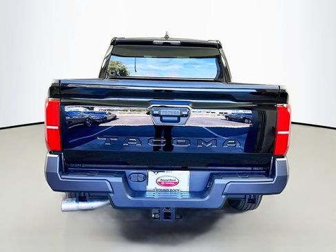 Used 2025 Toyota Tacoma SR image 6