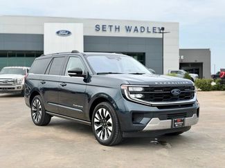 Certified 2025 Ford Expedition Platinum w/ Driver's Package AWD/4WD video 1