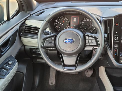 Used 2025 Subaru Forester Premium AWD/4WD image 6