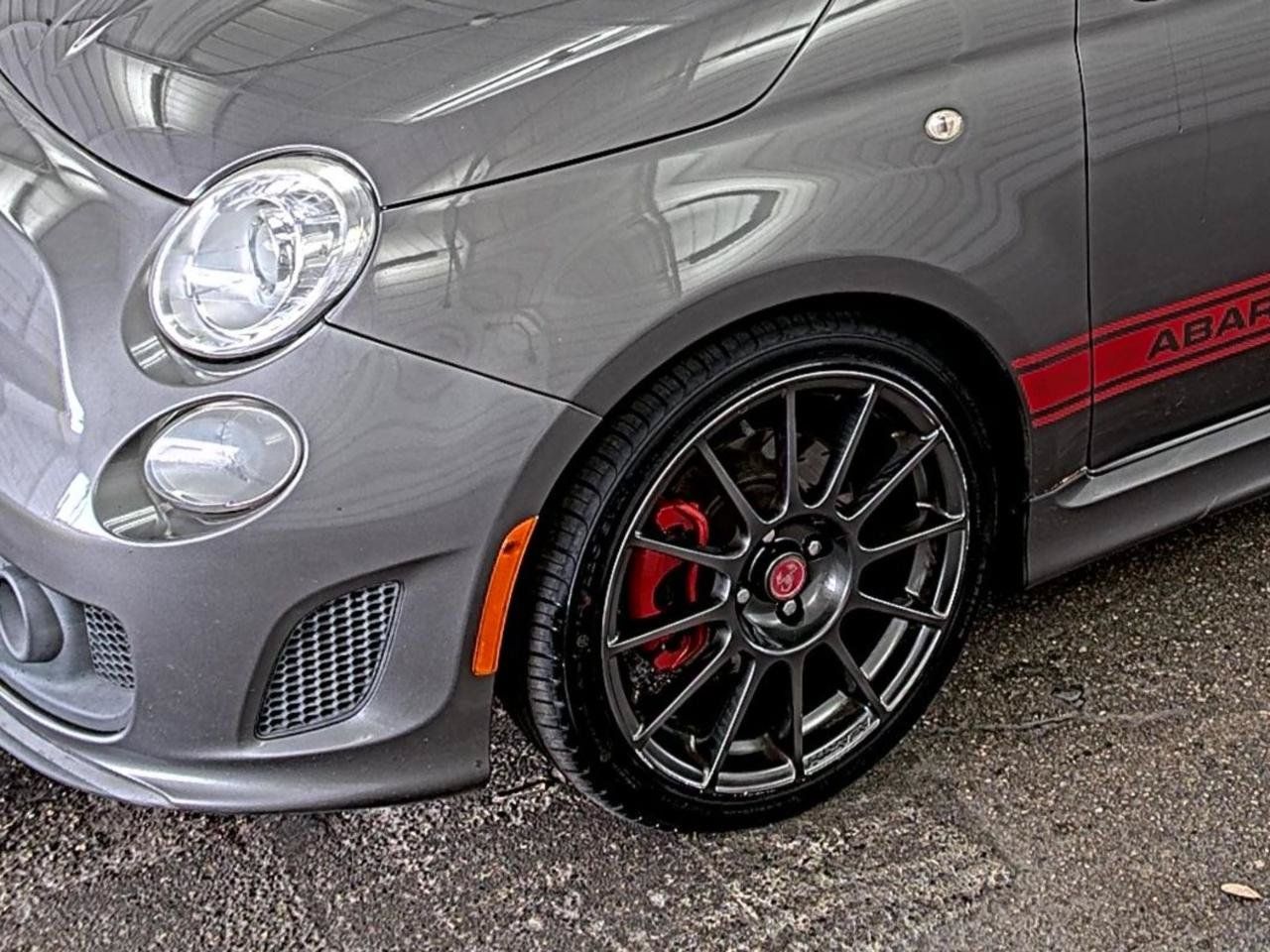 Used 2013 FIAT 500 Abarth w/ Comfort/Convenience Group FWD image 21
