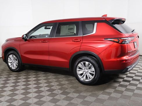 New 2026 Mitsubishi Outlander ES AWD/4WD image 14
