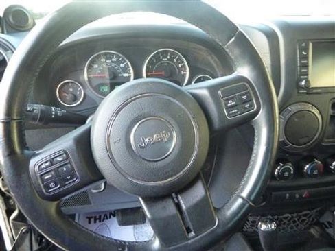 Used 2013 Jeep Wrangler Sport AWD/4WD image 11