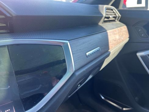 Used 2019 Audi Q3 2.0T Premium Plus image 12