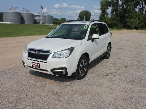 Used 2017 Subaru Forester 2.5i Limited w/ Popular Package #1 AWD/4WD image 1