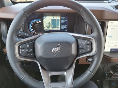 New 2024 Ford Bronco Outer Banks image 4