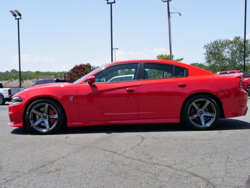 Used 2018 Dodge Charger SRT Hellcat RWD image 52