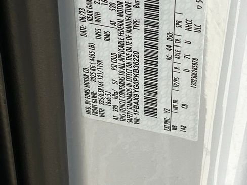 Used 2023 Ford Transit 350 XL image 30