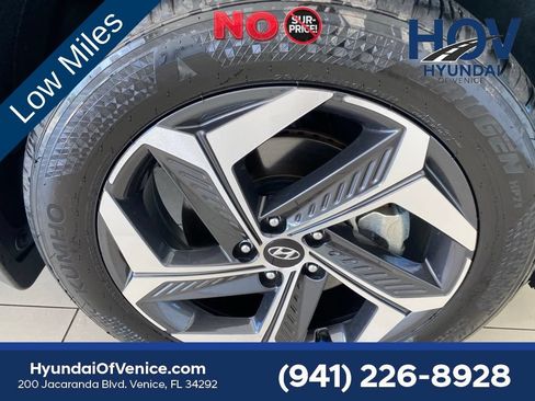 Certified 2024 Hyundai Tucson Limited FWD image 56