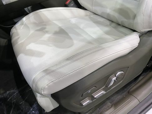 New 2025 Hyundai Santa Fe Calligraphy image 23