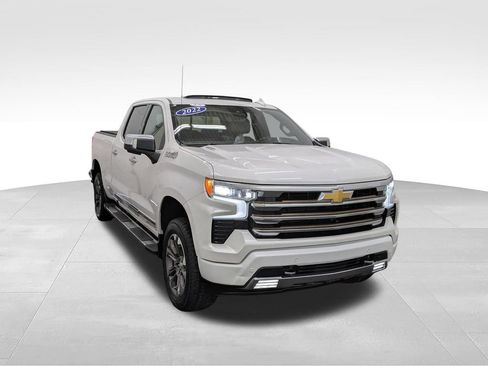 Used 2022 Chevrolet Silverado 1500 High Country w/ Technology Package AWD/4WD image 28