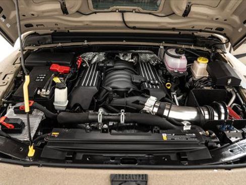 Used 2025 Jeep Gladiator Sport image 17