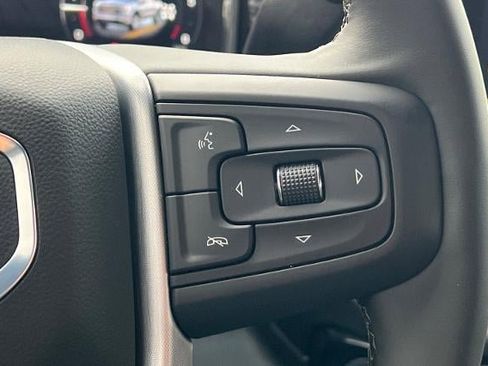 New 2026 GMC Sierra 1500 SLE w/ Preferred Package image 27