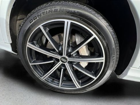 Used 2020 Audi Q7 3.0T Premium Plus w/ Premium Plus Package image 22