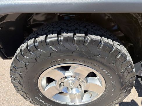 Used 2008 Toyota FJ Cruiser 4WD image 22