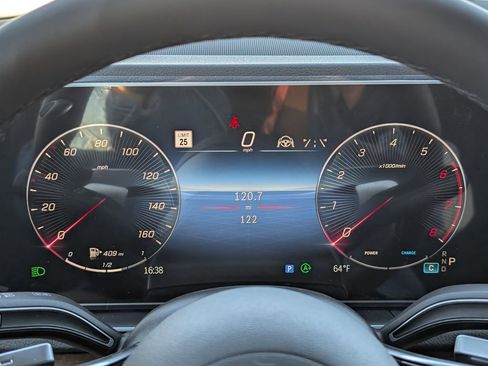 New 2026 Mercedes-Benz GLE 450 4MATIC image 14