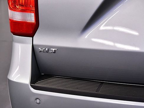 Used 2021 Ford Expedition XLT image 11