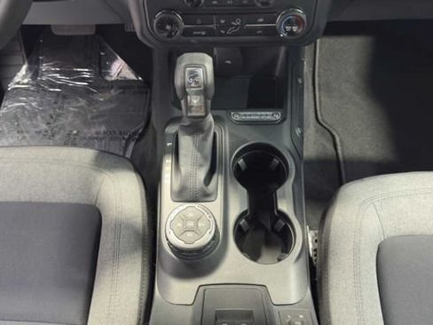 Used 2023 Ford Bronco 2-Door w/ Sasquatch Package AWD/4WD image 21