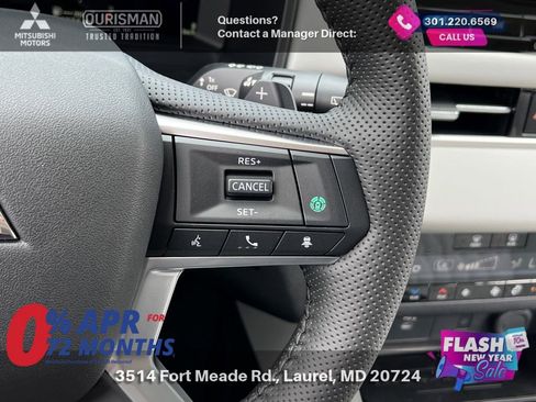 New 2025 Mitsubishi Outlander SEL image 24